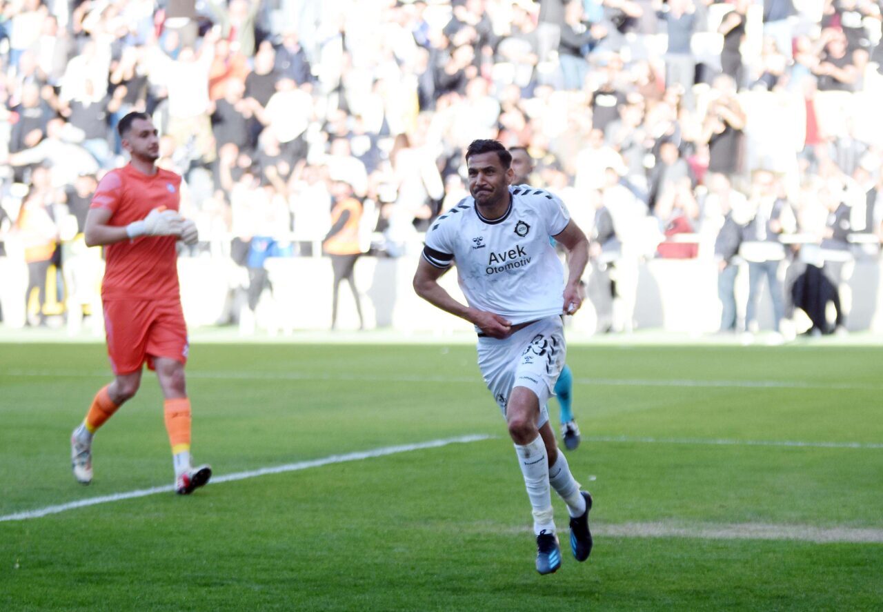 Mustafa KÖPRÜLÜ / İZMİR, -3’ÜNCÜ Lig 2’nci Grup ekiplerinden Altay’da