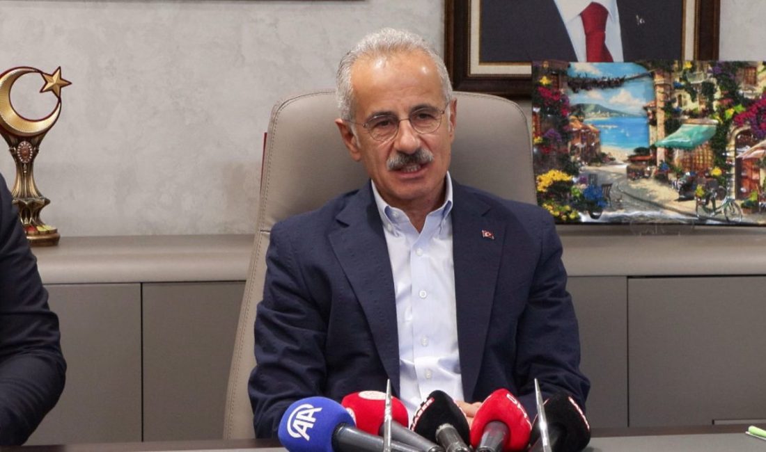 Bakan Uraloğlu: İstanbul’un toplamda 1000 kilometre metroya ihtiyaç var Ceren KÜP – Uğurcan TANMAN / İSTANBUL, – ‘TÜRKİYE Yüzyılı
