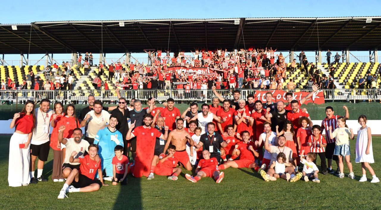 BALIKESİR, – 3’üncü Lig 2’nci Grup’ta kurduğu iddialı kadroyla şampiyonluk