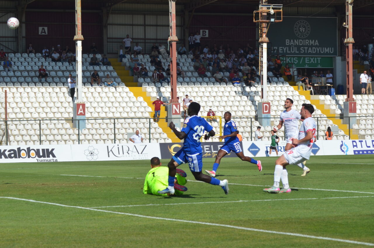 Zeki KARADENİZ / BANDIRMA (Balıkesir), – STAT: 17 Eylül HAKEMLER: