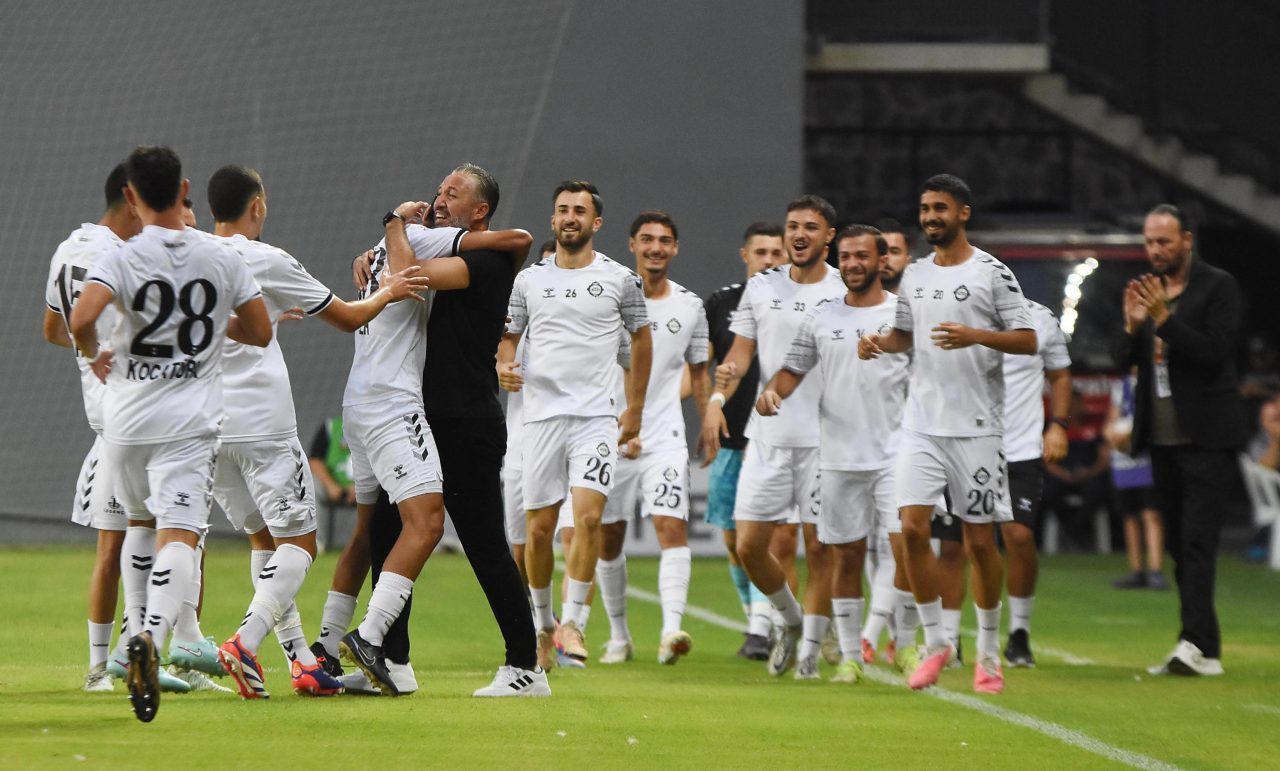 İZMİR, -3’ÜNCÜ Lig 2’nci Grup’ta mücadele eden Bucaspor 1928 yarın
