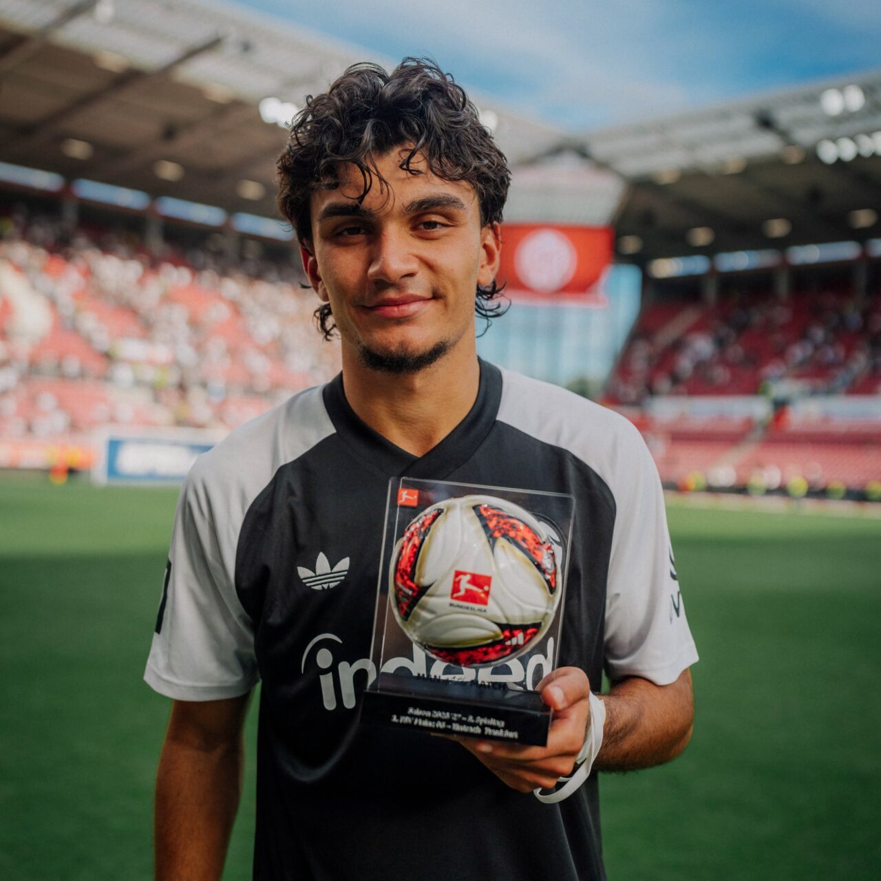 Doğukan DEMİRKIRDI / İSTANBUL, – ALMANYA Bundesliga’nın 3’üncü haftasında Eintracht