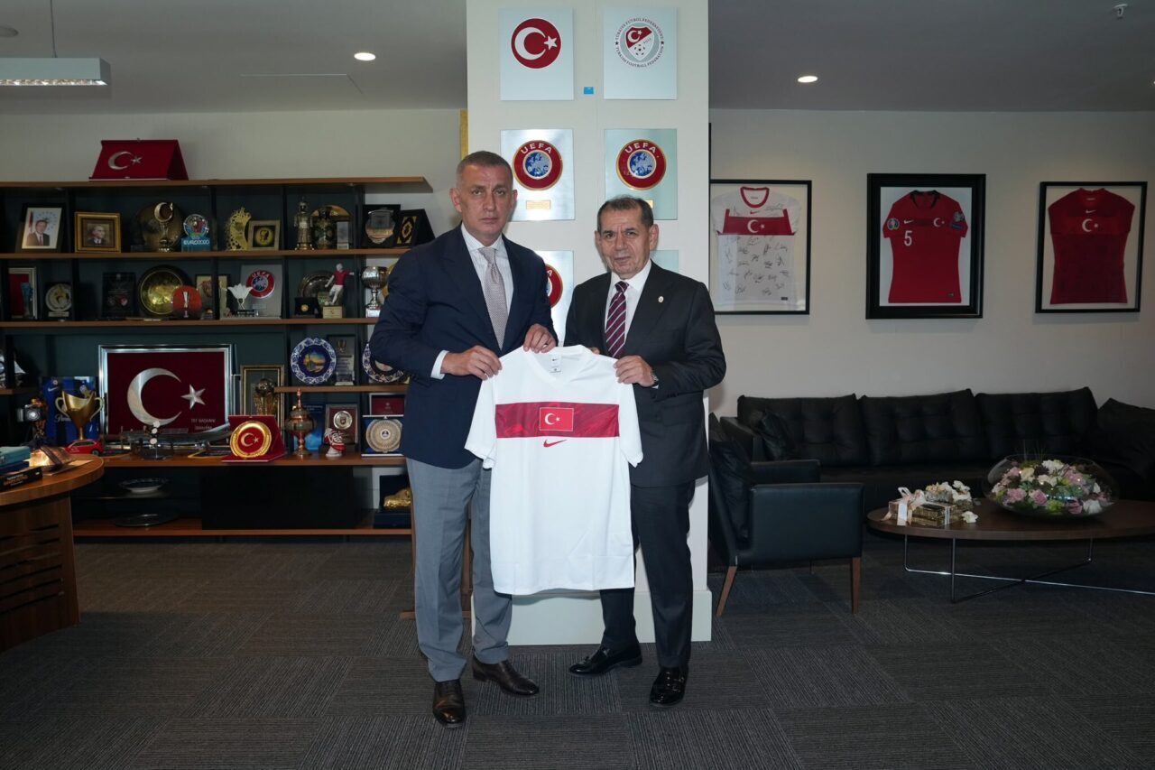 İSTANBUL, – GALATASARAY Kulübü Başkanı Dursun Özbek, Türkiye Futbol Federasyonu