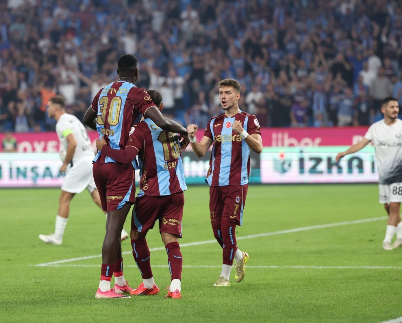 Nurgül GÜNAYDIN / TRABZON, – TRABZONSPOR’un Arnavut futbolcusu Ernest Muçi,