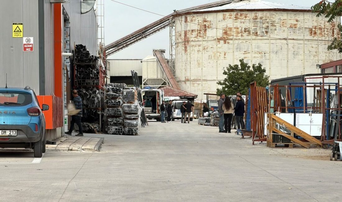 Eskişehir’de fabrikanın çatısından düşen işçi öldü Batuhan KILIÇ/ESKİŞEHİR, – ESKİŞEHİR’de çalıştığı fabrikanın çatısından düşen Hikmet Sayan