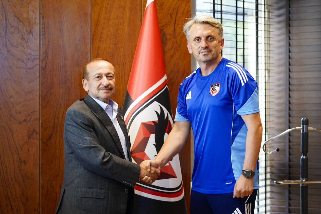 Nuray UZATMAZ/GAZİANTEP, – SÜPER Lig ekibi Gaziantep FK, teknik direktör