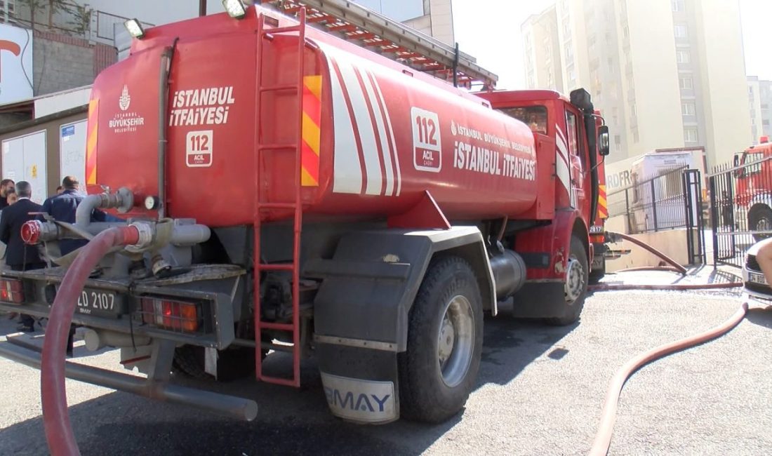 Küçükçekmece’de kapalı otoparktaki elektrikli araç yandı; çalışanlar tahliye edildi Özgür EREN / İSTANBUL, – KÜÇÜKÇEKMECE’de iş merkezinin kapalı otoparkındaki