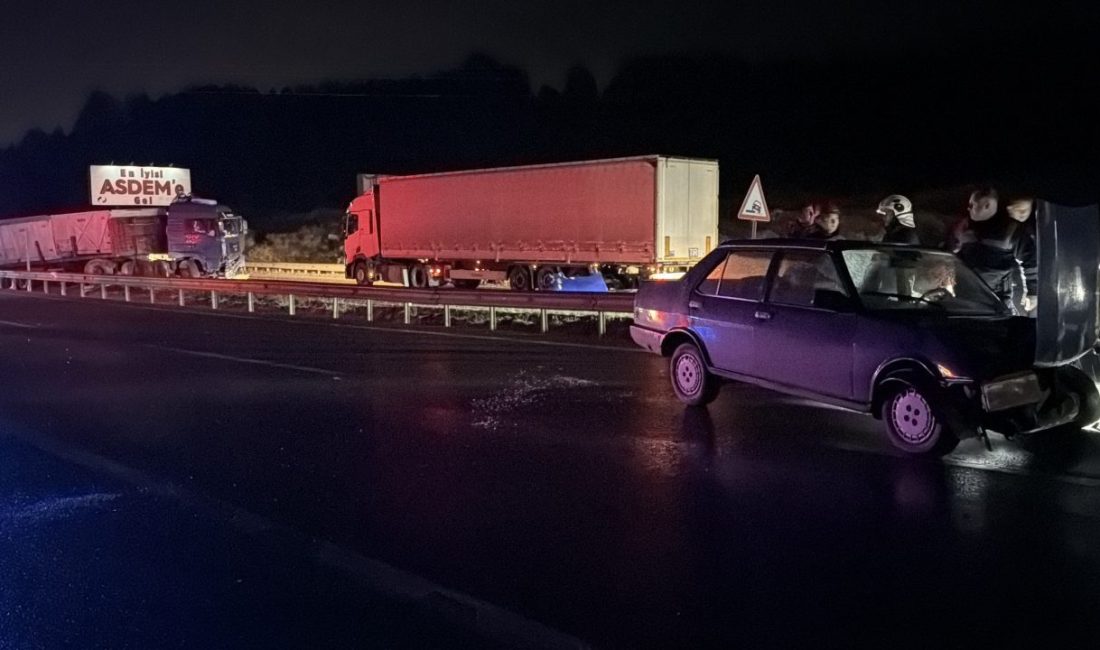 Oğuzhan KILIÇ/ KÜTAHYA, – KÜTAHYA’da, önünde seyir halindeyken bariyerlere çarpan