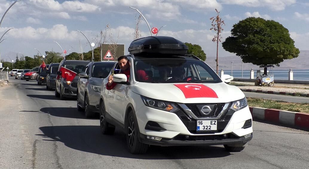 Barış KUL/ERCİŞ (Van), – KOSOVA’da düzenlenen Muay Thai Dünya Şampiyonası’nda