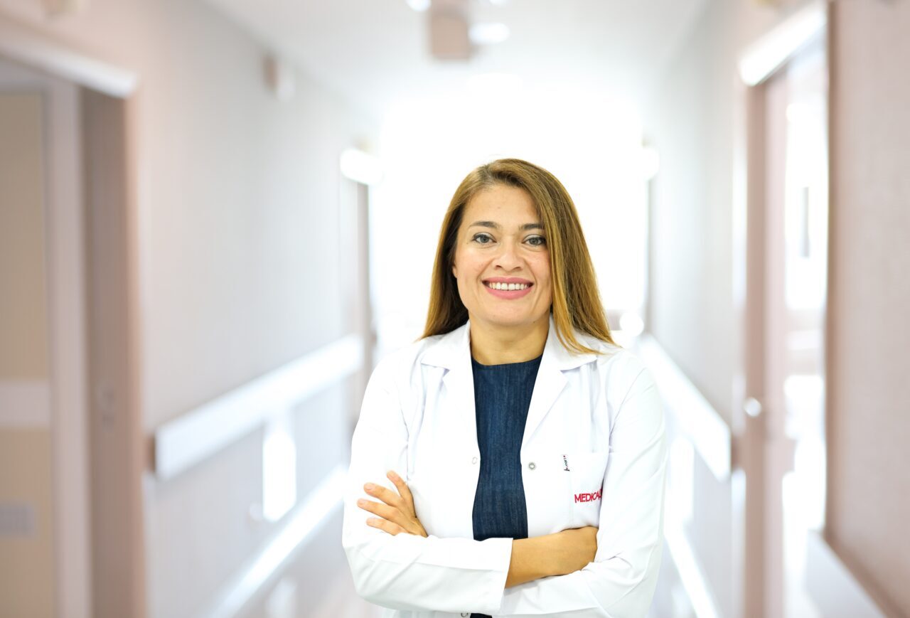 ‘Okul döneminde çocukların göz sağlığına ekran ve yakın çalışma uyarısı’ İSTANBUL, – OKULLARIN açılmasıyla birlikte çocuklarda görme kusurlarının daha kolay