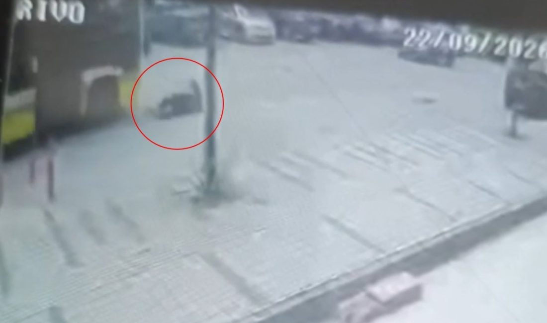 Özel halk otobüsü çarptı, 5 gün sonra yaşamını yitirdi Yavuz YILMAZ/İNEGÖL, (Bursa), – BURSA’nın İnegöl ilçesinde özel halk otobüsünün