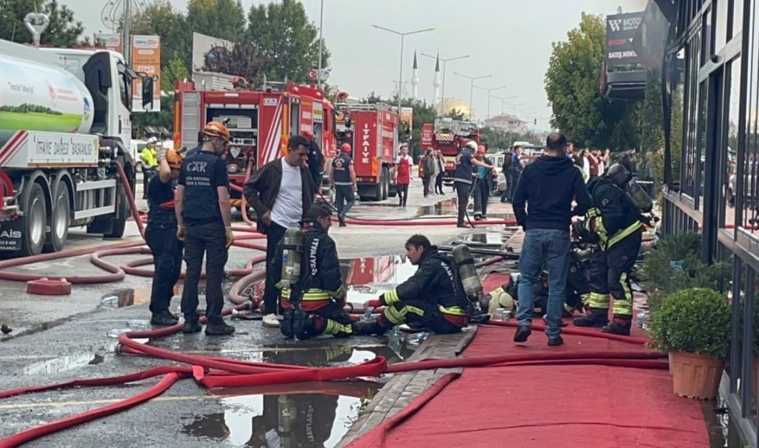 KONTROL ALTINA ALINDI Sakarya’nın Serdivan ilçesinde restoranda çıkan yangın, itfaiye