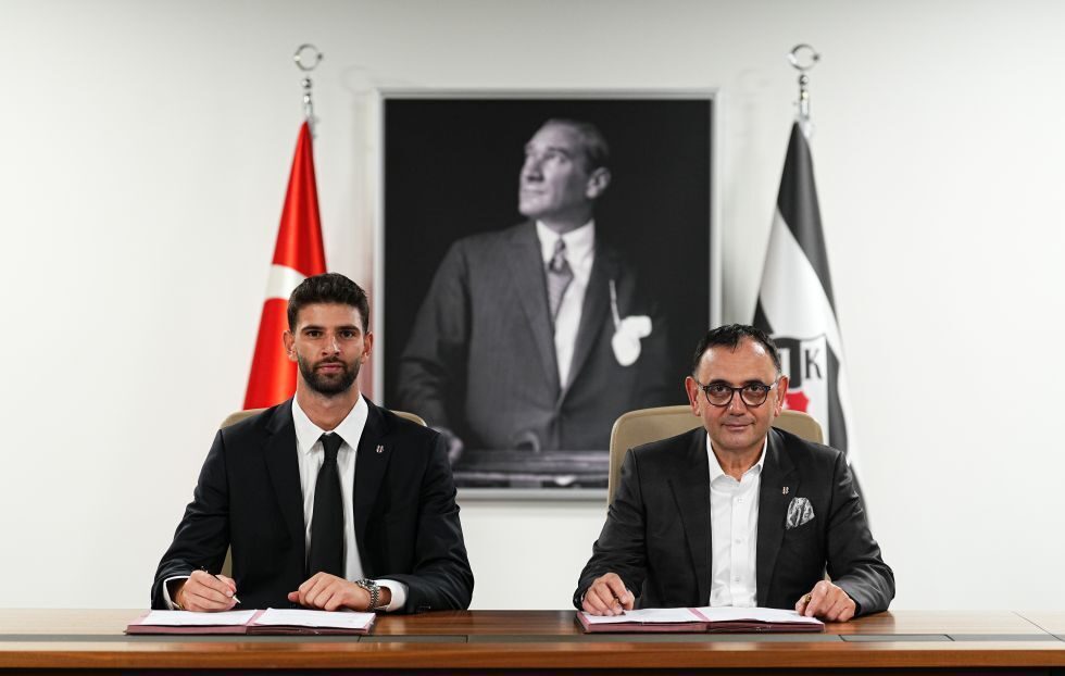 İSTANBUL, – BEŞİKTAŞ’ın yeni transferi Ümit Akdağ, Asbaşkan ve icra