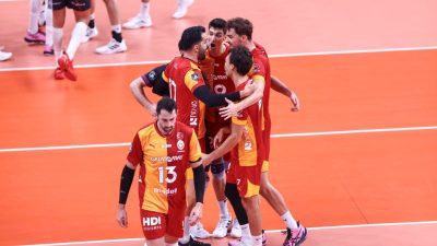 Ziraat Bankkart – Galatasaray Madeş Mobilya: 1-3 İSTANBUL, – SALON: