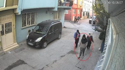 Esra TÜRKER/BURSA, – BURSA’da kart-film yöntemiyle kapısını açtığı evden 450