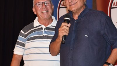 İZMİR, – ALTINORDU’da A takımın yarışmacı haklarını devretmek isteyen Başkan