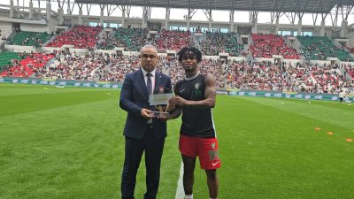 Gıyasettin TETİK-Hüseyin İÇLİ-Seyfettin EKEN/ DİYARBAKIR, – AMED Sportif Faaliyetler’de Gift