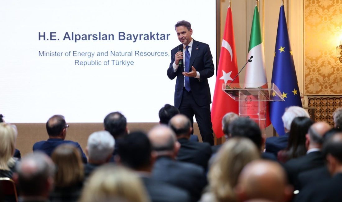 Bakan Bayraktar: Türkiye 2053 yılında karbon nötr bir ekonomi olacak Gülseren KARAPINAR-Harun ŞAHBAZOĞLU/İSTANBUL, – İtalya – Türkiye Enerji Ortaklığı ve