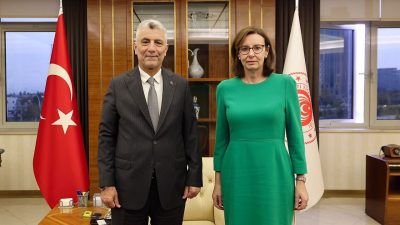 ANKARA, – TİCARET Bakanı Ömer Bolat, Birleşik Krallık’ın Ankara Büyükelçisi