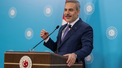 ANKARA, – DIŞİŞLERİ Bakanı Hakan Fidan, Genç Diplomasi Derneği mensuplarını