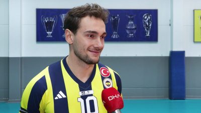 ‘Yerlisi ve yabancısıyla gerçekten güzel bir ekibiz’ ‘Her noktada oyuna