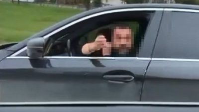 Mehmet Kaan KURT-Hiba HAKBİLİR/İSTANBUL, – BÜYÜKÇEKMECE’de trafikte yol verme nedeniyle