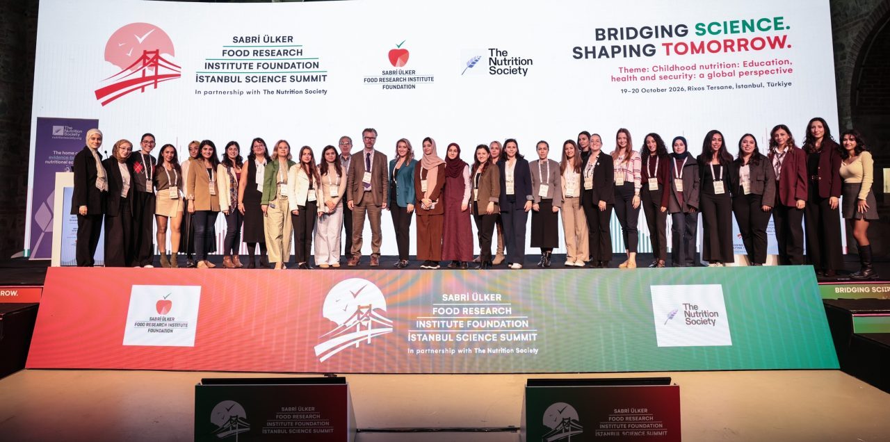 Çocukların sağlıklı gelişimi için küresel beslenme yaklaşımları İstanbul’da konuşuldu İSTANBUL, – SABRİ Ülker Gıda Araştırmaları Enstitüsü Vakfı ev sahipliğinde,