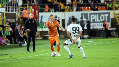 Erkan UYSAL / ALANYA (Antalya), – STAT: Alanya Oba HAKEMLER: