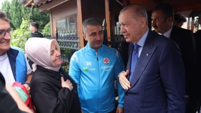 İSTANBUL, – CUMHURBAŞKANI Recep Tayyip Erdoğan, İstanbul’un Fatih ilçesindeki temasları