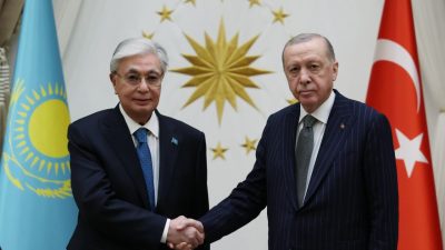 ANKARA, – CUMHURBAŞKANI Recep Tayyip Erdoğan, Kazakistan Cumhurbaşkanı Kasım Cömert