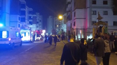 Selim KAYA/DİYARBAKIR, – DİYARBAKIR’ın Kayapınar ilçesindeki bir apartmanın 2’nci katındaki