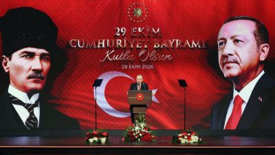 ANKARA, – CUMHURBAŞKANI Recep Tayyip Erdoğan’ın eşi Emine Erdoğan, Türk