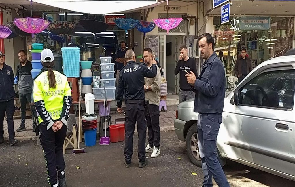 Eski sevgilisinin başından vurduğu genç kız yaşama tutunamadı Bahattin ALBAYRAK / NAZİLLİ (Aydın), -AYDIN’ın Nazilli ilçesinde, eski sevgilisi