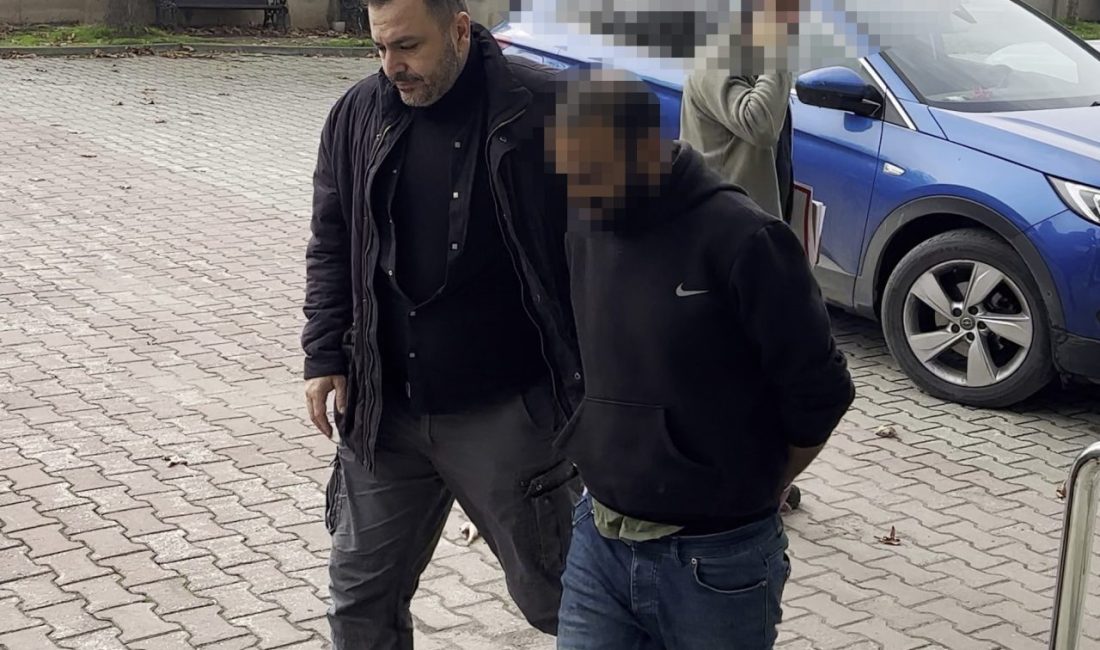 Levent KIZILASLAN/ KARASU(Sakarya), – SAKARYA’nın Karasu ilçesinde bir evden 500