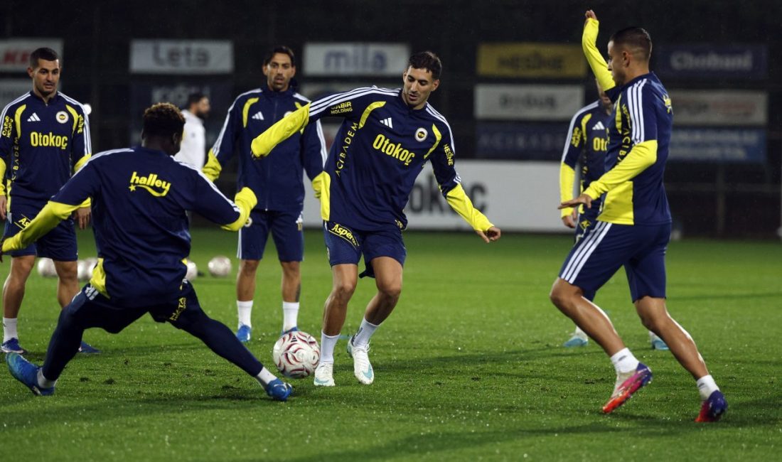 İSTANBUL, – FENERBAHÇE, Süper Lig’in 10’uncu haftasında sahasında Göztepe ile