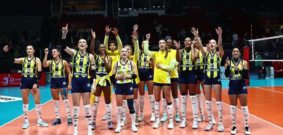 Fenerbahçe Medicana – Eczacıbaşı Peron: 3-1 Doğukan DEMİRKIRDI / İSTANBUL, – SALON: TVF Burhan Felek Vestel