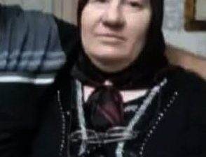 Kadir ÇELİK/ İSLAHİYE (Gaziantep), – GAZİANTEP’in İslahiye ilçesinde kamyonetin takla