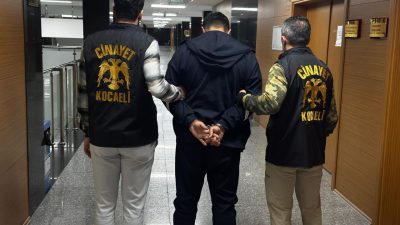 TUTUKLANDI KOCAELİ’nin Gebze ilçesinde kebapçı dükkanı sahibi Dinçer Kılıççeken’i (53)