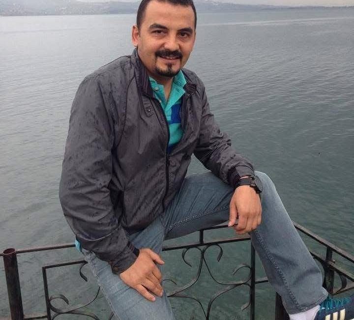 Havuz çıkışı fenalaşan polis memuru, hemşire eşinin müdahalesine rağmen kurtarılamadı TRABZON, – TRABZON’da yüzme havuzundan çıktıktan sonra bindiği otomobilde fenalaşan