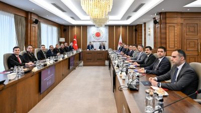 ANKARA, – İÇİŞLERİ Bakanı Mustafa Çiftçi ile Adalet Bakanı Akın
