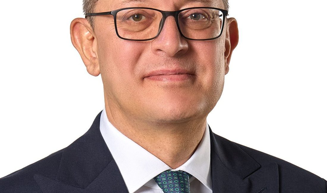 İş Bankası Grubu üst yönetiminde görev değişimleri ve icra kuruluna yeni atamalar İSTANBUL, – İŞ Bankası Grubu, üst yönetiminde yapılan değişikliklerle bankanın