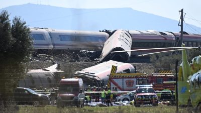 İSPANYA, – İSPANYA Başbakanı Pedro Sanchez, Toledo vilayetinde 68 kişinin