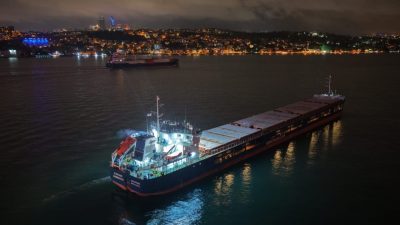 Mehmet Kaan KURT/ İSTANBUL, – İSTANBUL Boğazı’nda, Saint Kitts ve