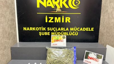 Kadir ÖZEN/İZMİR, – İZMİR’in Konak ilçesinde polisin düzenlediği operasyonda, 1