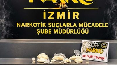 Kadir ÖZEN/İZMİR, – İZMİR’in Karşıyaka ve Bergama ilçelerinde düzenlenen uyuşturucu