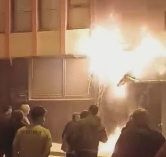 Kağıthane’de iş yerinde çıkan yangın söndürüldü Doğan Can CESUR / İSTANBUL – KAĞITHANE’de bir iş yerinde
