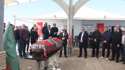 İZMİR, – İZMİR’de 67 yaşında hayatını kaybeden Karşıyaka Spor Kulübü’nün