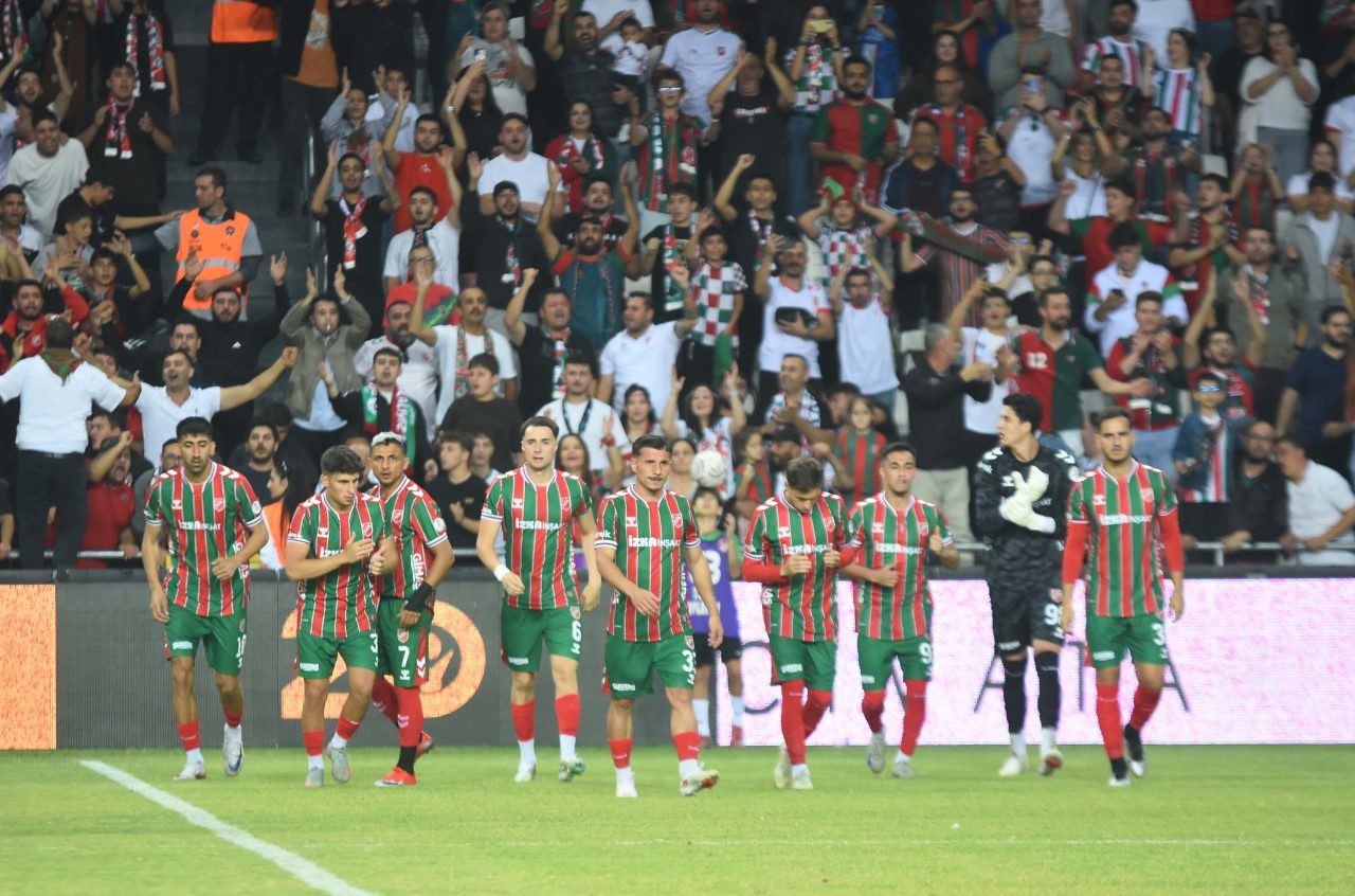 Karşıyaka’ya Denizli’de bin kontenjan Ergin KARATAŞ / İZMİR, – 3’üncü Lig 2’nci Grup ve
