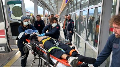 Oğuzhan KILIÇ/KÜTAHYA, – KÜTAHYA’da tren raylarından karşıya geçmeye çalışan ve