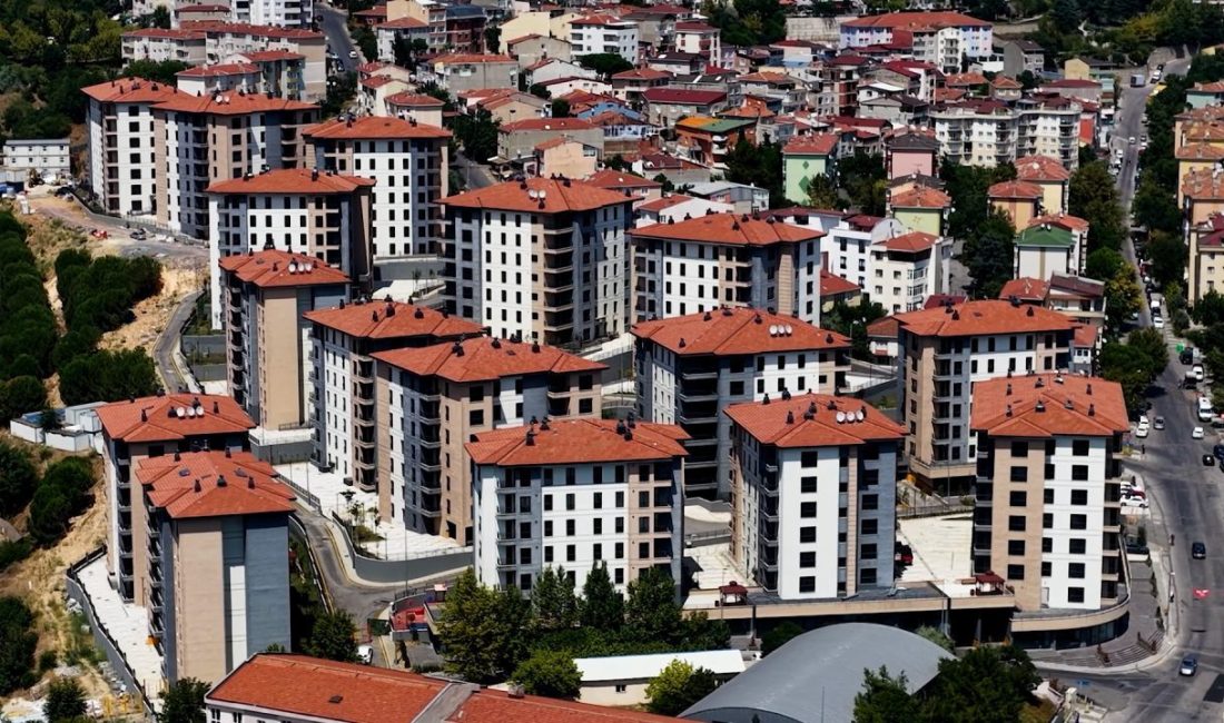 İSTANBUL, – MALTEPE’de 8 Ekim’de çöken Kardeşler Apartmanı ve çevresindeki